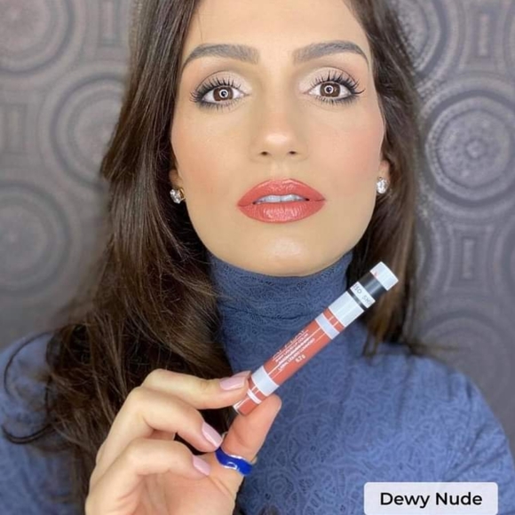 Mary Kay At Play Shine Liquid Lipsticks Bundle Mary Kay At Play Shine Liquid Lipsticks Bundle.